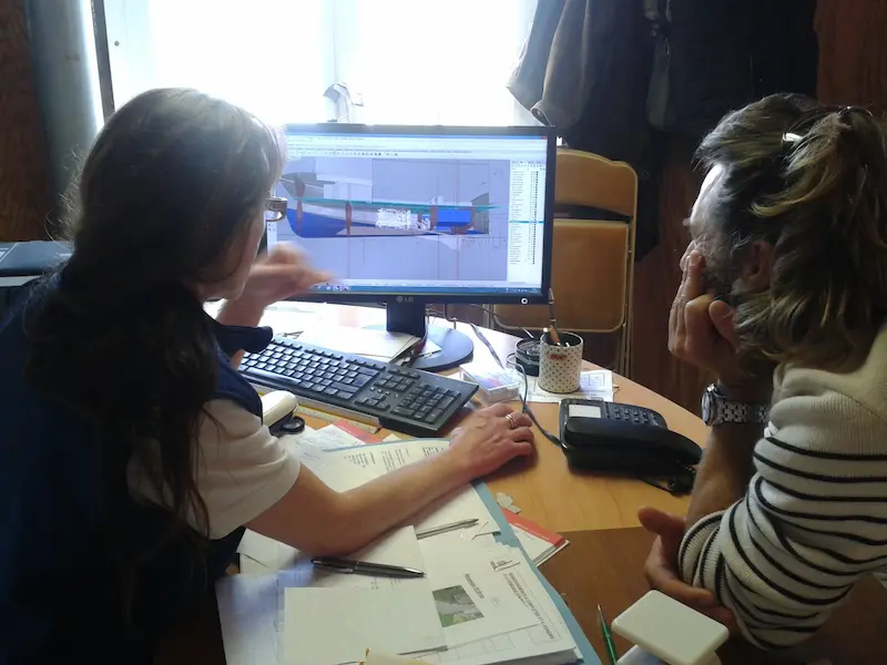 Bureau d'etudes interne chantier Plastimer pour conception navire de pêche professionnelle Bureau d'Etudes interne du chantier Plastimer pour études projets navires pêche professionnelle artisanale