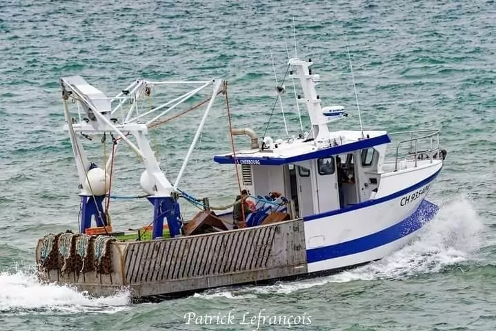 Départ en pêche du dragueur coquillier P'tit Piak