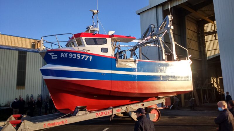 Cupidon II de carène innovante sortie chantier Plastimer